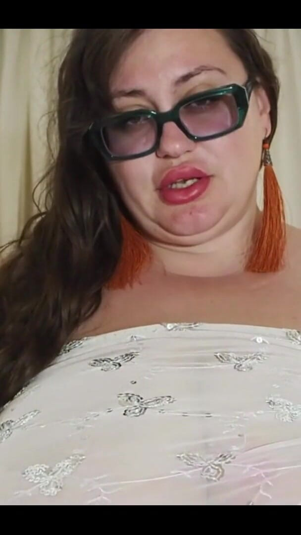 Boobs Make U Worship (Nina Doll)