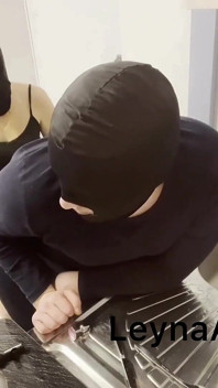 Mam 18 lat i lubię używać strap-ona na moim chłopaku