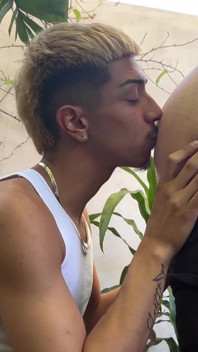 Šukání zadku Strom Huggers Gay Anal Cumshot Deep Breeding! Hung Papi Eddy Blanco Santo Jorge