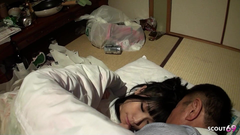 Asian porn collection: Step Father Seduces Skinny Japanese Teen Runa and Gets Uncensored...