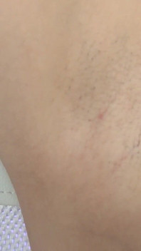 Beta musí lízat celé tělo mé bohyně