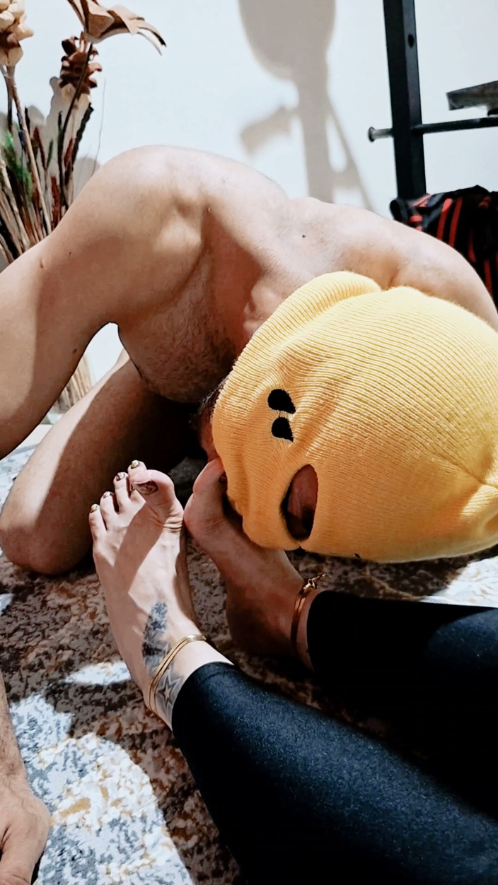 Miss lilith: Mistress Destroys His Cock + Nail Sounding + Teasing Handjob