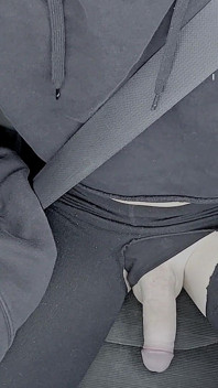 Sexyfilomena Masturbates While Driving Her Car