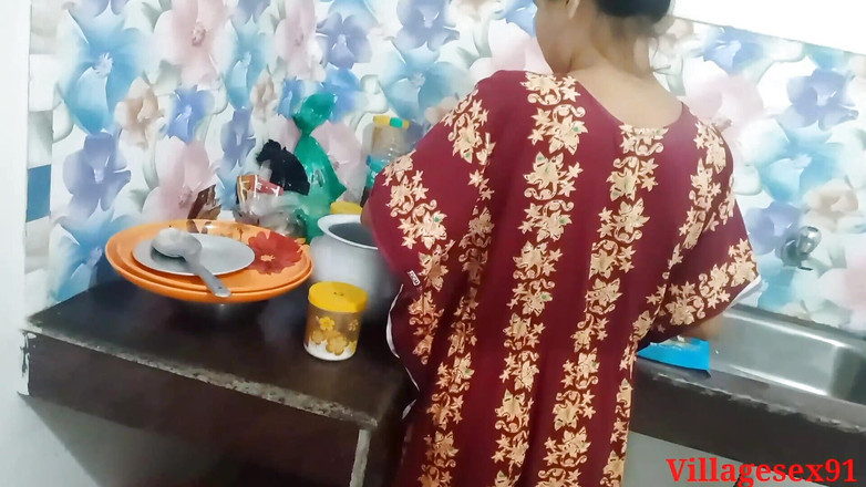 Villagesex91: Sesso in cucina a Sonali Bhabhi