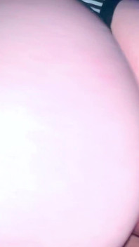 Quickie Creampie dengan kawan isteri saya