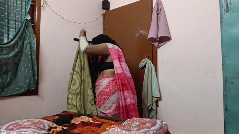 Benita sweety: Tamil marido e esposa quente sexo missionário na cama