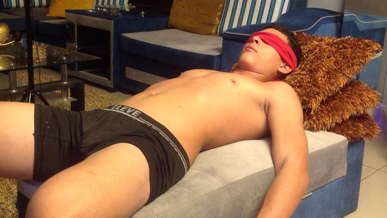 The-hook305: Blindfolded Blowjob Edging