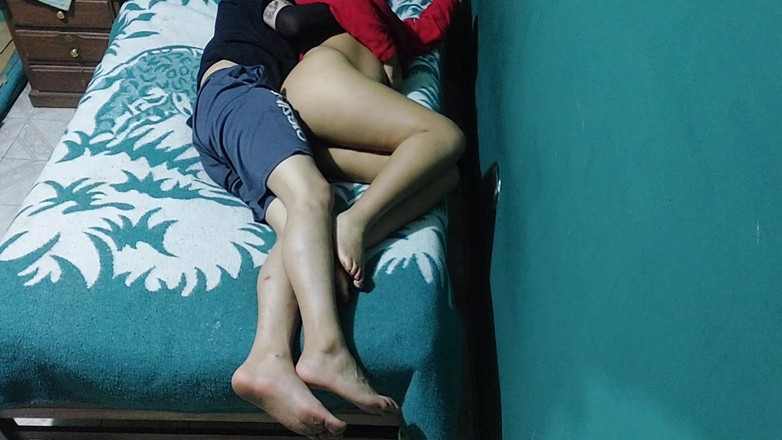 Josyandhot: Sharing Bed with Sexy Bhabhi Indian