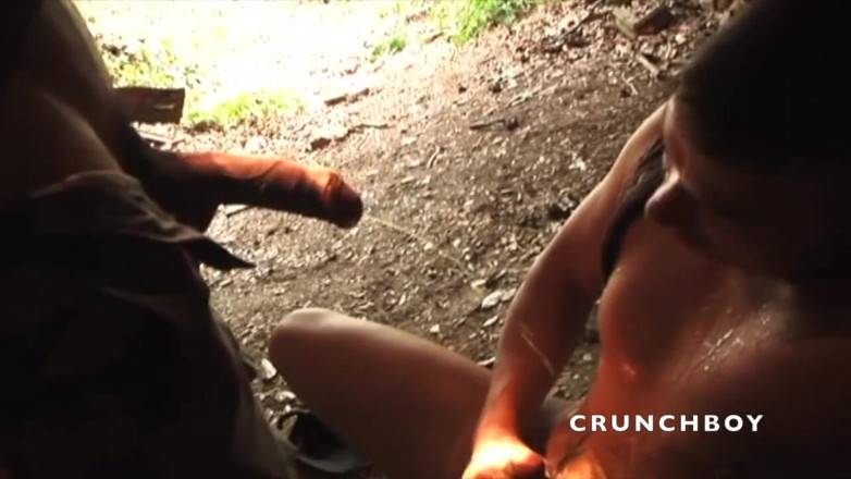 Crunch Boy: Sesso in esibizione in cruising nel bosco esibizione