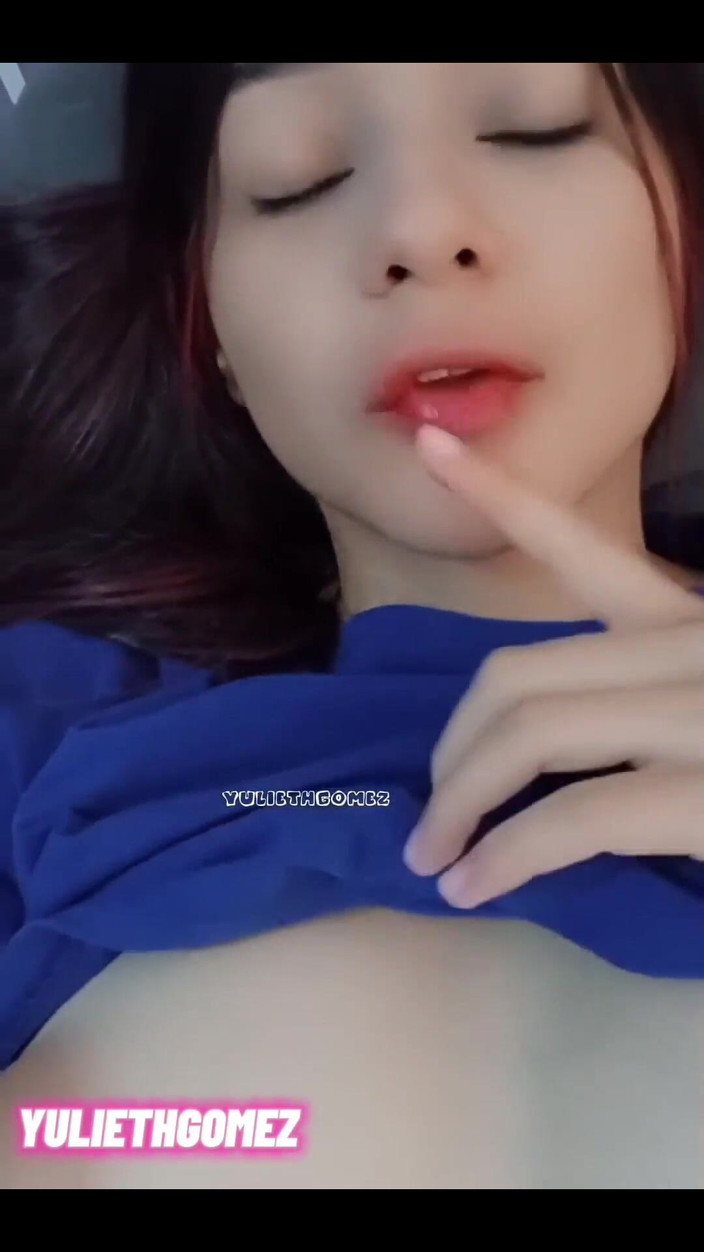 Yulieth Gomez: 내 가장 친한 친구의 가장 완벽한 보지는 인터넷에서