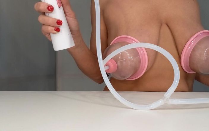 AnnaBUST: Massageador para meus peitos grandes pendurados. Experimentar