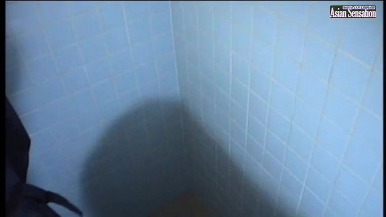 Studio JAV Launcher: Mujer mayor atrapada - masturbación en el baño - ep1