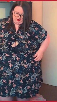 SSBBW rips clothes that don't fit body
