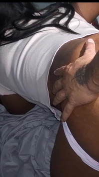 Tidak mungkin, bapa tiri saya jatuh cinta dengan pantat saya. Hari lain mendapatkan zakarnya untuk dubur saya