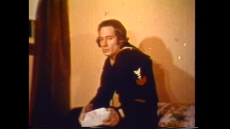 The Unforgettable: A jovem com seus filhos da mãe