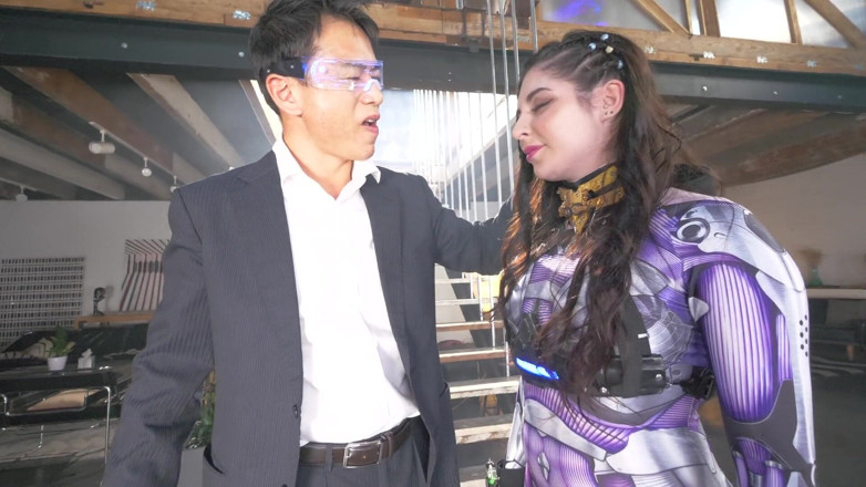 Japornxxx: La ragazza insaponata scopa interrazziale e creampie