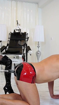 Çift Yerleştirme: Strap-on & Machine