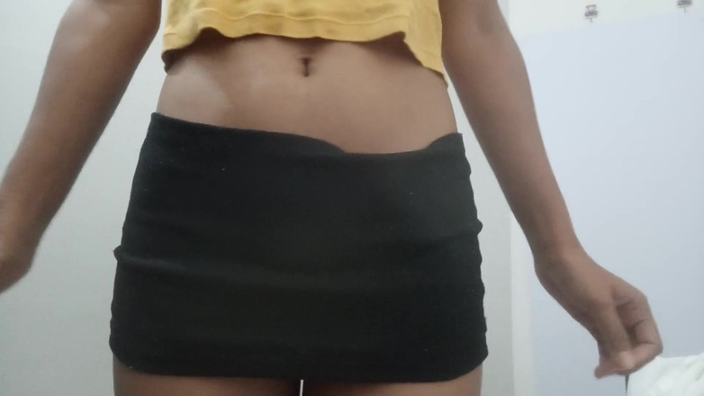 desigirl93: オーガズムへの最大の陰唇ファックを持つ18歳スキニーティーン