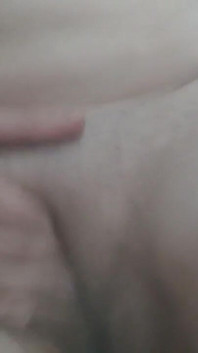 Awek Gergasi seksi Duduk Di Muka Awak Semasa Orgasme
