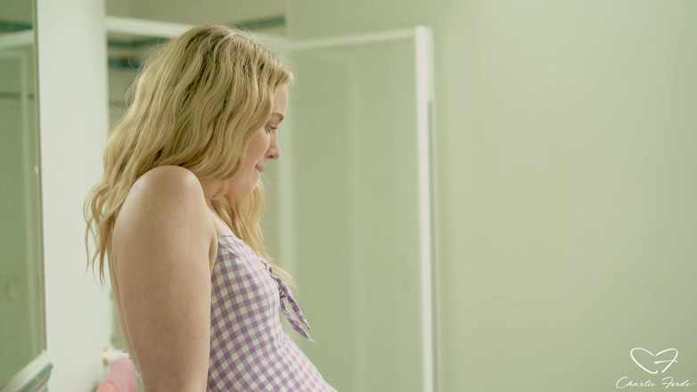 CharlieForde: Bão hòa với Charlie Forde, Laney Day