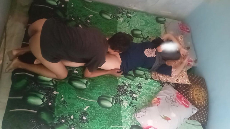 Famly sex: İyi iç çekişene kadar yala