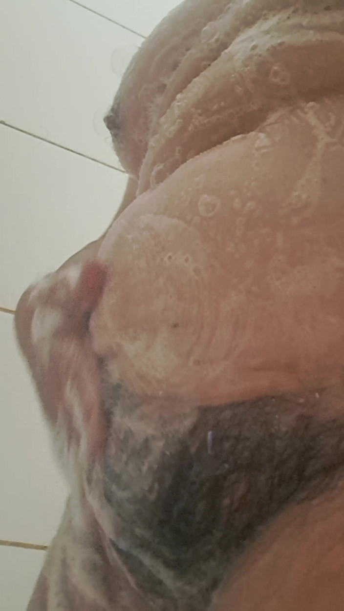Mommy big hairy pussy: Onu iç çamaşırıma çıkarıp onunla seks yapmak istiyorum
