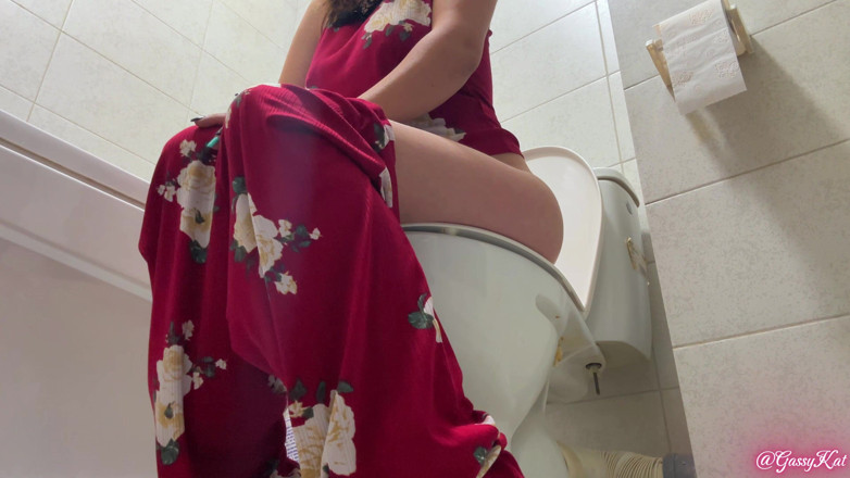GassyKat: El baño diario temporada 3, episodio 3