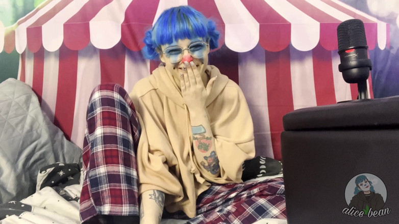 Alice Bean: Clown Asmr Episod 1