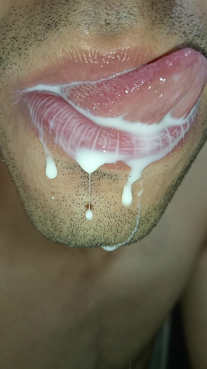 Rey rey: Шість пакетів, фітнес, я хочу молоко в рот, молоко в рот, покірна сучка, хоче смоктати твою дупу і пизду,