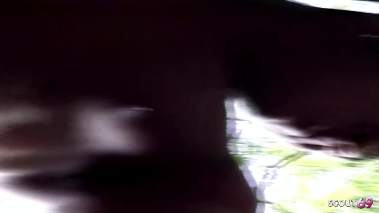 Shemale TS Collection: よく訓練されたラテン系アメリカ人が屋外で痩せたニューハーフにお尻を犯される