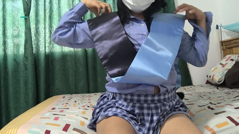 NEGRITA SEXY: Um recente economista graduado começa a criar conteúdo para adultos