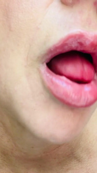 Sucking on a Lollipop! Yfm Likes Sweet Things in Her Mouth