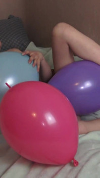 Teen Babe Ballon Fucking