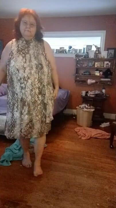 BBW nurse Vicki adventures with friends: Dressing in fluffy print dress from nude