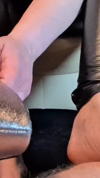 Німецька MILF Кіра Foot And Shoe Fuck