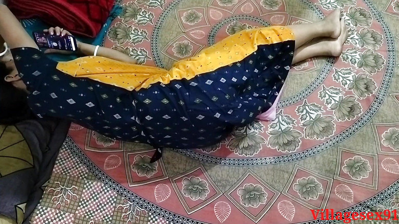 Villagesex91: Деревенская жена хардкорно трахается с секс-пареньком