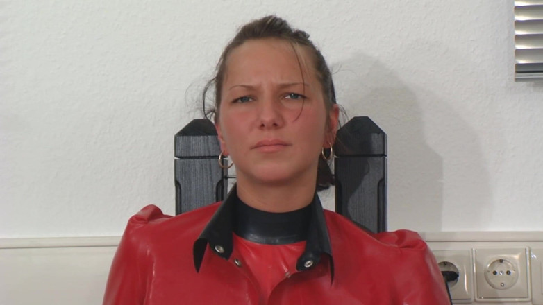 Rubber & Clinic Studio - 1ATOYS: 1ATOYS gumový a šukací stroj