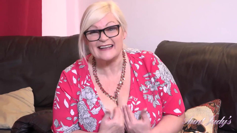 Aunt Judy's: AuntJudys - 61歳の巨乳ぽっちゃり系ギルフ・レイシー(JOI)