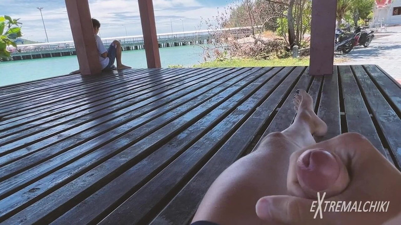 Extremalchiki: Ngocok di luar ruangan tiba-tiba