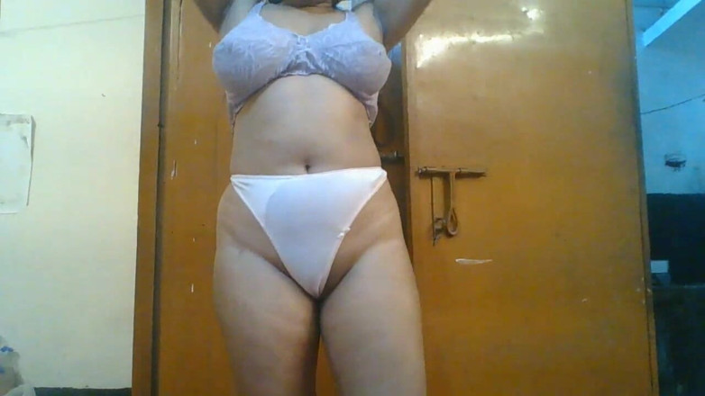 ModelXpressBd: Munia Afrin