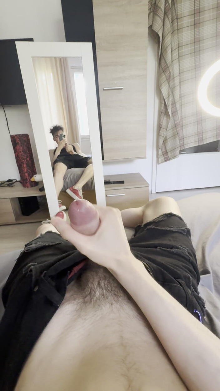 Gunter Meiner: 운동화를 신은 남자가 딸딸이를 따먹어