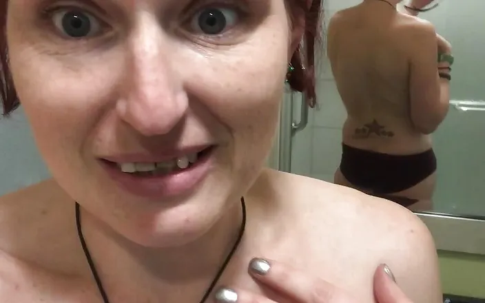 MistressWriggler: Stepmommy Wriggler Hunts for the Best Place to Do a...