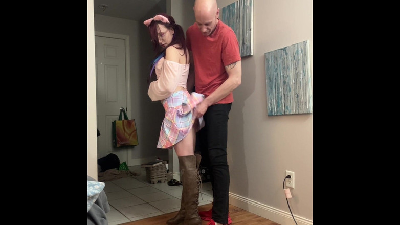 EmoDream1998: Mladá děvka bere creampie nevlastnímu tátovi