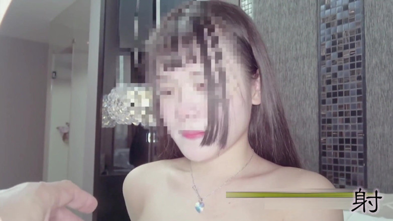 Studio JAV Launcher: Děvky Asiatky. Začněme od masturbace v koupelně