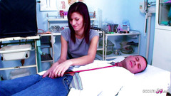 Full porn collection: Что-то не так с мистером доктором - пациент помогает, как лучше, чем она может