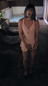 Die Falle, in der Tingxuan in einem Badeanzug und High Heels masturbiert, masturbiert