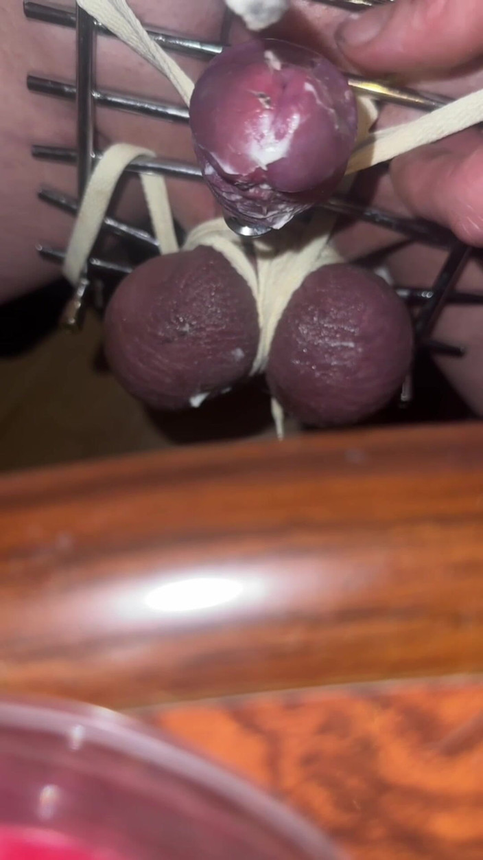 No limit cbt slave: Punizione di fuoco di cazzo e palle