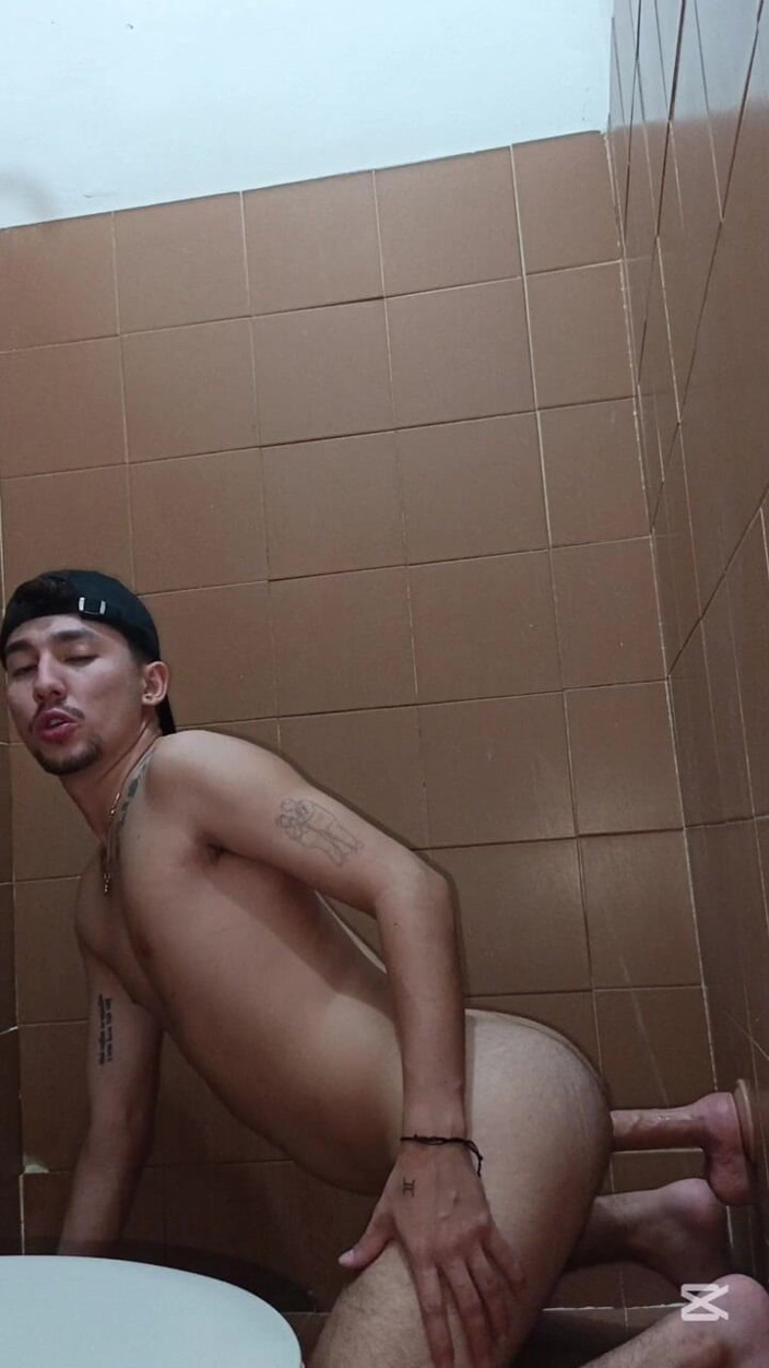 charlessteel: Sitting on the Dildo Until Orgasm Without Using Hands