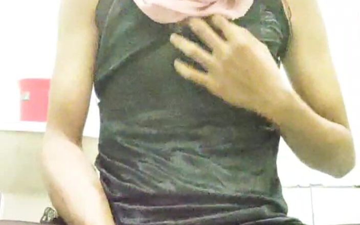 Alfi Kayla: Maricas hijab solo se masturbam 1