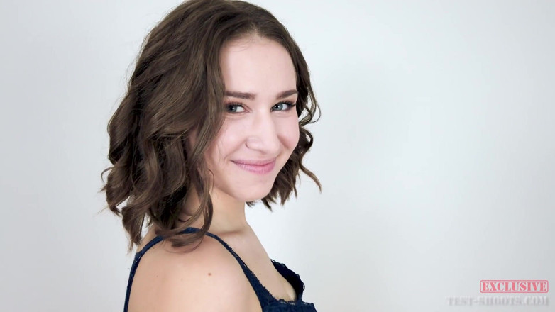 Test-Shoots: Gabriella Ella în audiție video exclusivă